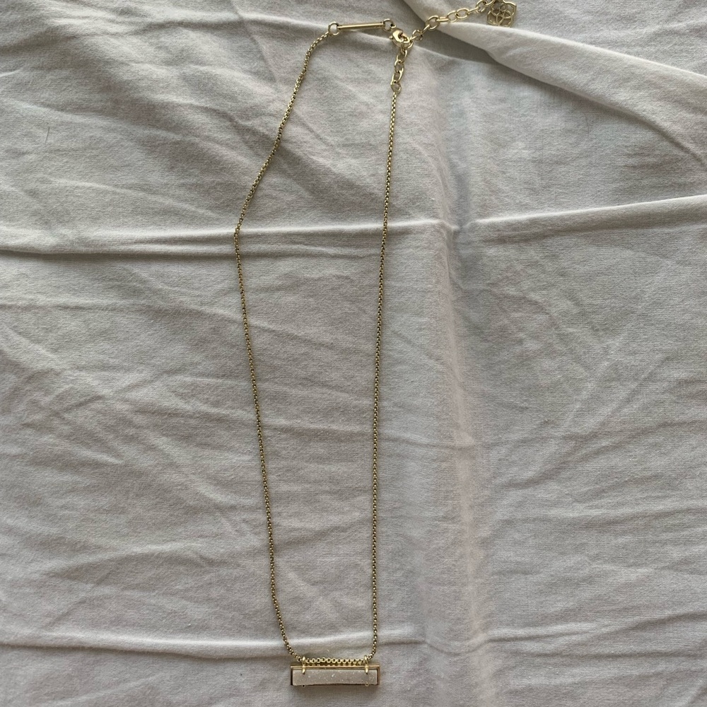 Kendra Scott Leonor Pendant Necklace